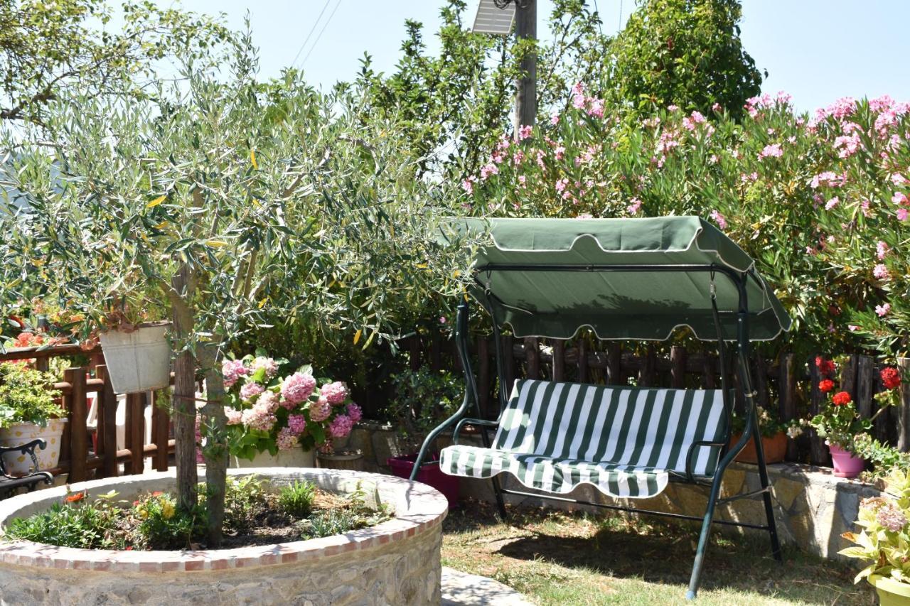 B&B Nel Verde Montesano sulla Marcellana ภายนอก รูปภาพ